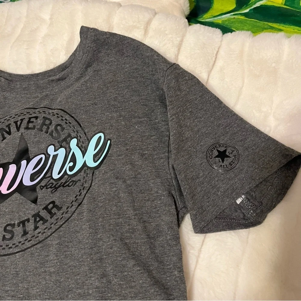 Converse Girl’s Size 16 Grey Pink Blue Logo Brand Casual Cropped Tee